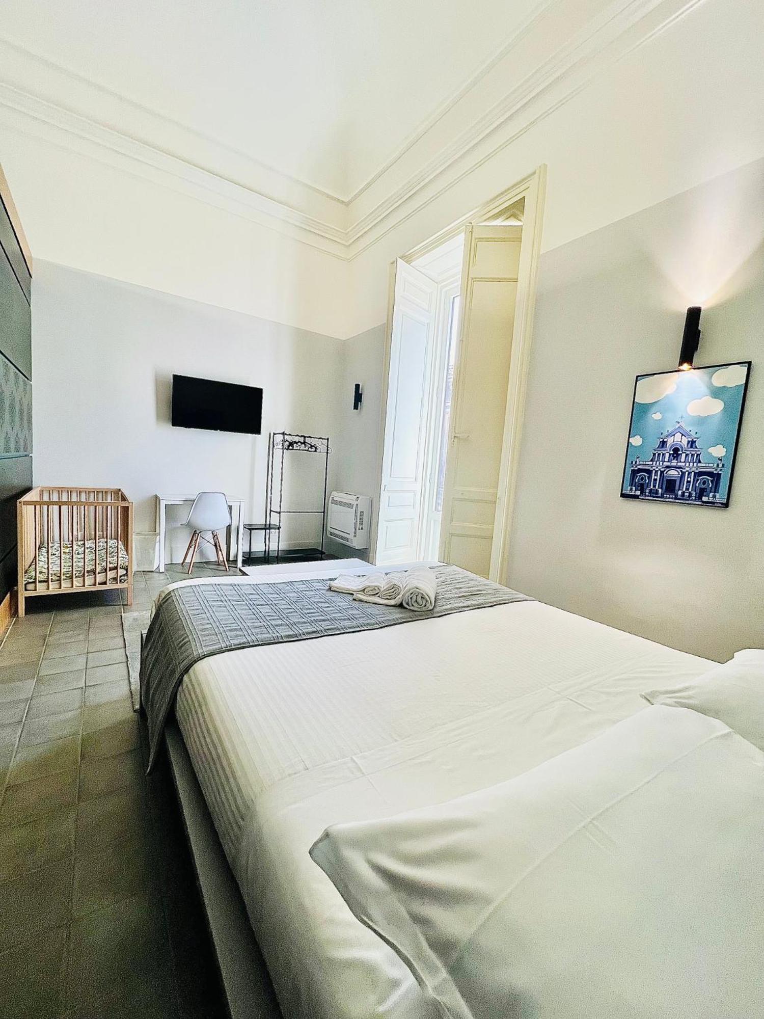 Ruanera Hotel Catania Exterior photo